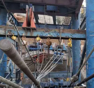 金安金沙江大橋貓道搭建起重滑車的應(yīng)用